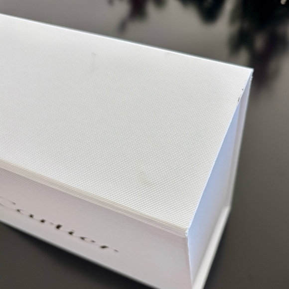 Cartier Red and White Box with Red Shopping Bag - Picture 4 of 16